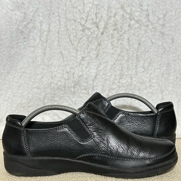 Clarks Womens Cheyn Bow Black Leather Casual Slip On Loafer Shoes SZ US 9M - Picture 6 of 11